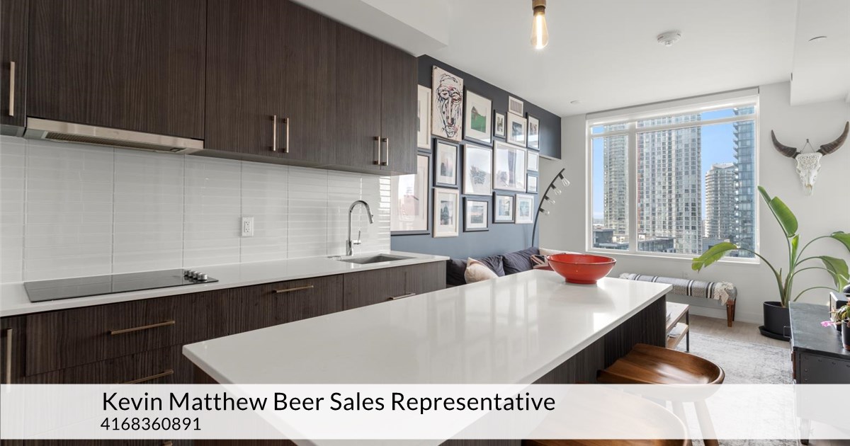 576 Front St W, Unit 1006,